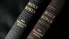 Více Američanů čte Bibli, ale méně z nich věří v její naprostou přesnost