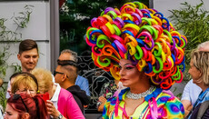 Kanadský pastor čelí hrozbě vězení za kritiku LGBT show pro děti