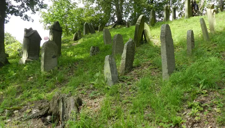 Židovské hřbitovy v Chodové Plané. Foto: kudyznudy.cz