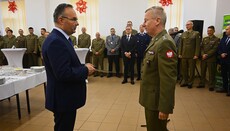 Vojenská vánoční „vigilie“: V polském Stargardu se modlili vojáci i kaplani