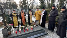 Panychida za metropolitu Doroteje na Olšanských hřbitovech