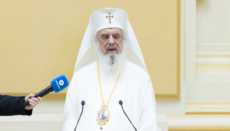 Patriarcha Daniel vyzývá k postupu proti antisemitismu a netoleranci