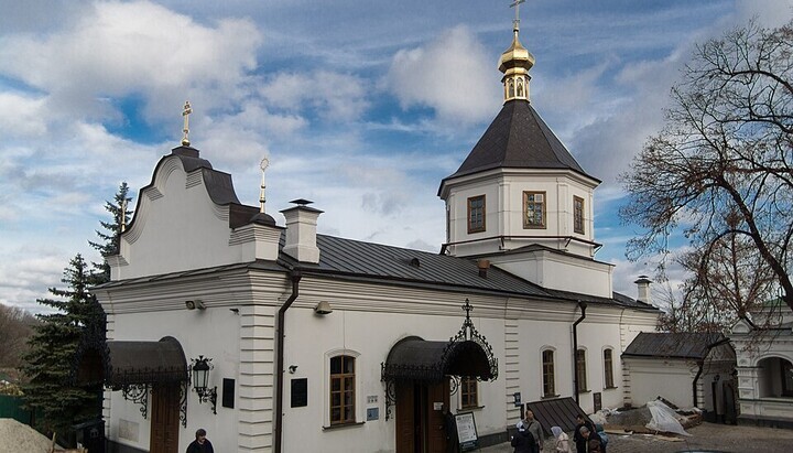 Kyjevskopečerská lávra byla poškozena při ostřelování