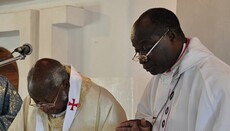 Ozbrojenci v Nigérii zabili tři lidi a unesli katolického kněze