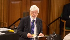 Anglikánský synod chce lepší přípravu duchovních pro pomoc nemocným