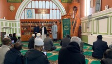 Debata v Británii: proměňují se kostely v mešity?