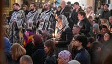 Katedrála ve Varšavě znovu připomněla tajemství kříže