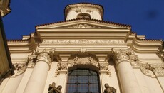 Pražská Eparchiální rada kritizuje způsob propouštění žalmistů