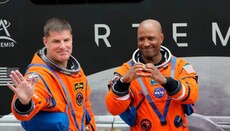 Astronaut Glover o Bibli a Zemi uprostřed prázdnoty