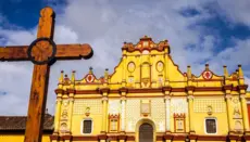 El País předal Vatikánu zprávu o zneužívání v Latinské Americe a Španělsku