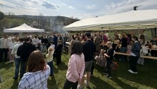 V Bílsku-Bělé oslavili Paschu velkým rodinným piknikem