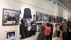 V Tbilisi byla otevřena výstava věnovaná patriarchovi Eliášovi II.