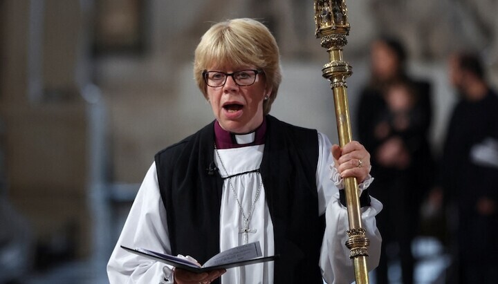 Anglikánská arcibiskupka: Zákaz kněžství žen v ŘKC je nespravedlivý