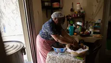 Migrantky v Bejrútu pomáhají válečným vysídlencům