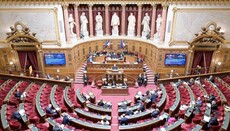 Zpovědní tajemství ve Francii zůstává. Pokus o jeho omezení neuspěl