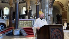 Arcibiskup Juraj slúžil liturgiu pri hrobe svätého Ambróza v Miláne