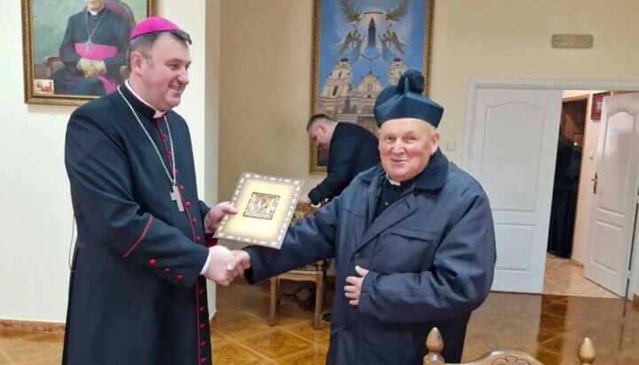 V Bělorusku neprodlužují polským duchovním RKC povolení k činnosti
