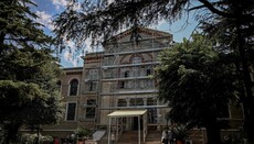 Obnova teologické školy Chalki se přibližuje, jednání pokračují