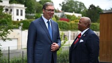 Vučić jednal s poradcem Trumpa o Kosovu