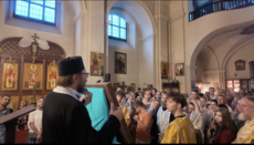 Otec Vasyl vypráví: Nevšední cesta ikony Bohorodice do Prahy