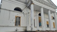 Dron poškodil katedrálu v Chersonu. V Beryslavu vyhořel chrám
