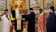 Patriarcha Teodor II. se modlil za oběti ničivých požárů v Řecku