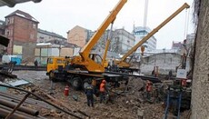 Продолжается скандал вокруг строительства УПЦ КП на фундаменте дворца князя Владимира