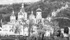 Ve Světohorské lávře byl bestiálně zavražděn mnich a další dva byli zraněni