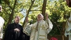 Patriarcha Bartoloměj sloužil liturgii v ruinách monastýru Panagia Faneromeni