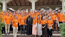 Rukama i srdcem: Mladí lidé pomáhali s přípravami na Grabarce