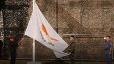 Kypr slaví 66 let nezávislosti. Prvním prezidentem byl arcibiskup