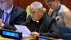 Vatikán v OSN vyzval k úplnému zničení jaderných zbraní