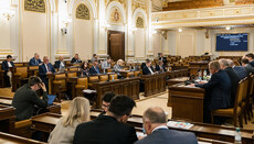 Sněmovna posunula rozpočet na rok 2027 dál. Co z něj plyne pro církve?