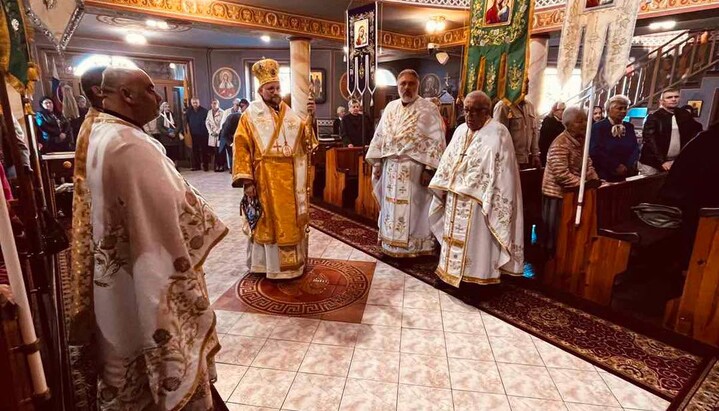 Arcibiskup Juraj slúžil nedeľnú liturgiu v michalovskej katedrále. Foto:FB/MKE