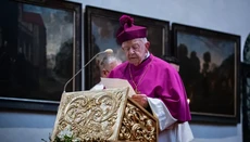 Římskokatolický kněz vyzval českou společnost k národnímu uvědomění