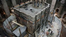 Верующие могут посетить часовню Гроба Господня, несмотря на реставрационные работы 