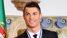 Футболист Криштиану Роналду пожертвовал деньги за Евро-2016 на лечение онкобольных детей