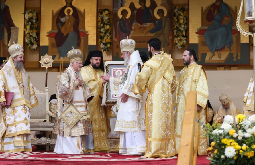 Patriarchální spoluslužba v Bukurešti na svátek sv. Demetria, patrona města фото 1